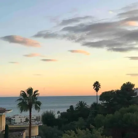 Apartment Hibiscus Penthouse Cannes