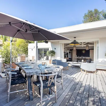 Apartment Hibiscus Penthouse